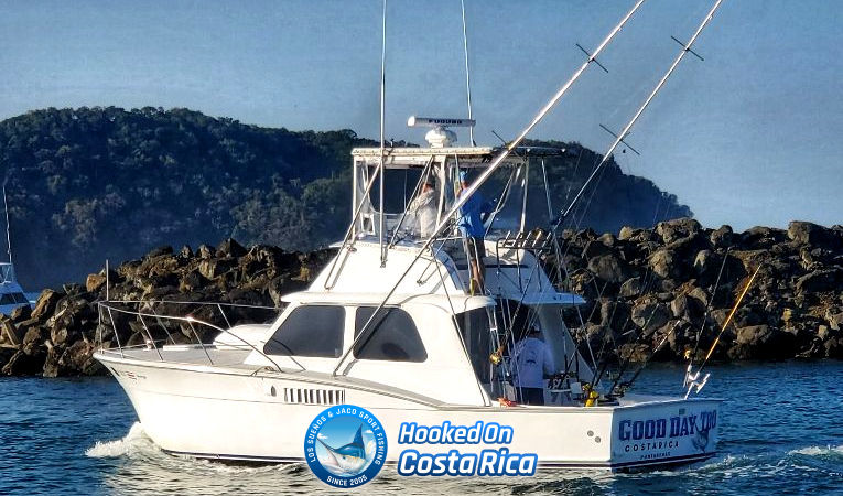 Hattera Deep Sea Fishing Charter with Tournament seasoned captain in Costa Rica