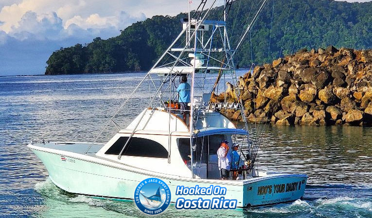 Tournament Sportfishing Boat in Los Sueños Costa Rica