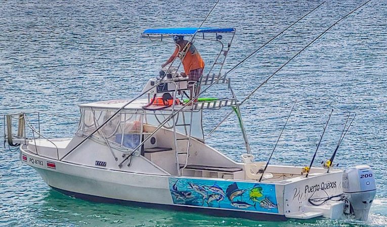 31' CR Custom Sportfish Charter Boat in Herradura Beach Costa Rica
