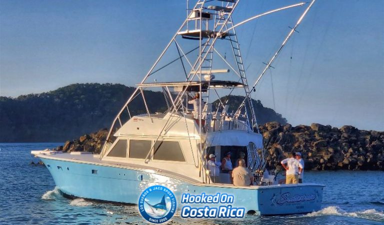 52Hatteras-Hooked-On-Costa-Rica Luxury Hattera Sport Fishing Charter in Los Sueños Marina Costa Rica